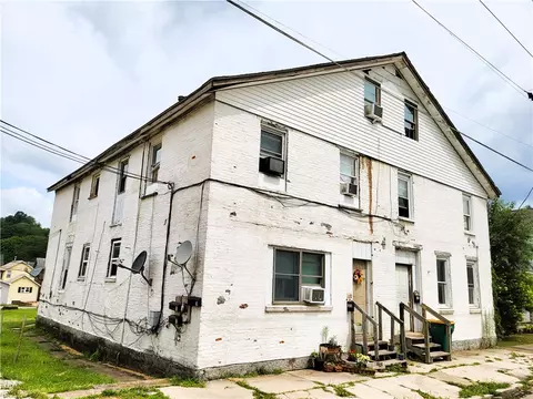 Exterior - 123-125 E 2nd St, Derry, PA 15627 photo 2 of 7