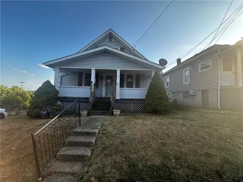 1125 Sycamore St, Washington, PA 15301