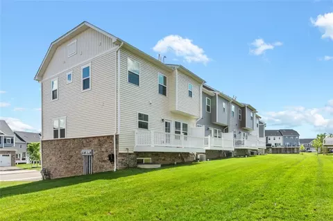 313 Helenium Dr, Mars, PA 16046 photo 3