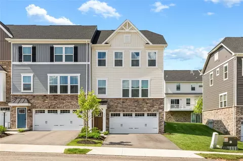 313 Helenium Dr, Mars, PA 16046