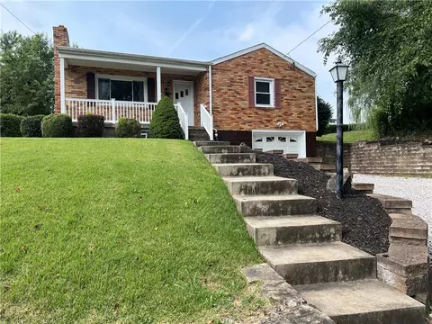 2907 York Dr, New Kensington, PA 15068