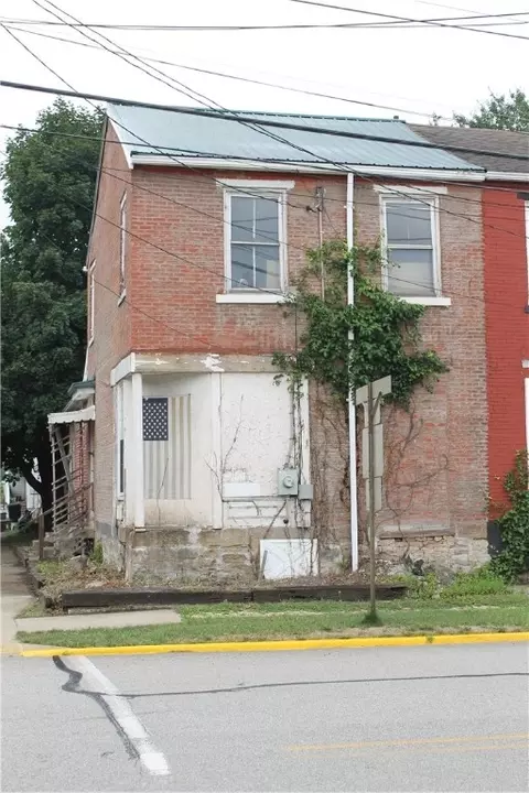 201 2nd St, Freeport, PA 16229