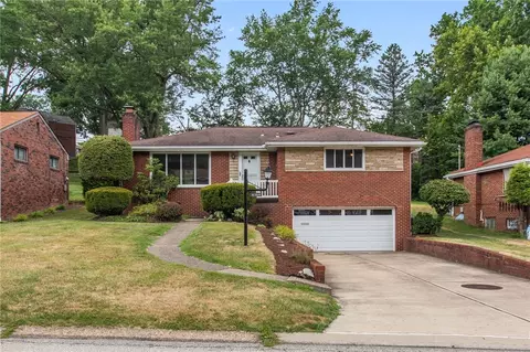 4368 E Barlind Dr, Pittsburgh, PA 15227