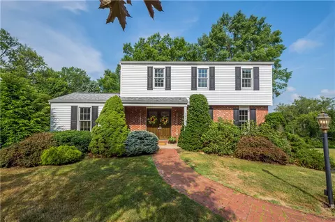 3091 Dividend Dr, Washington, PA 15301