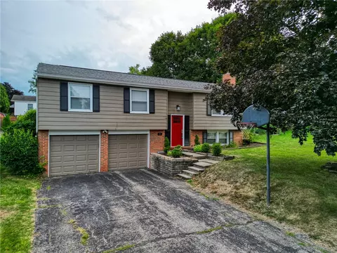 191 Princeton Dr, Aliquippa, PA 15001