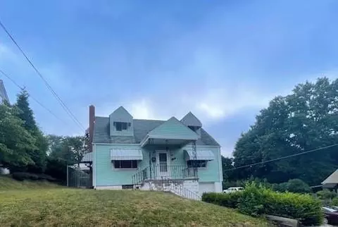 500 Pillow Ave, Cheswick, PA 15024