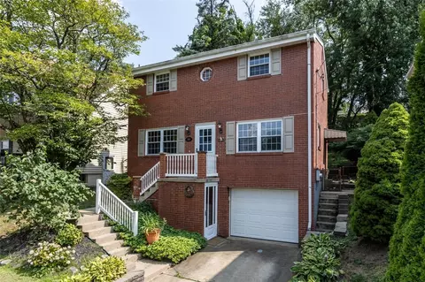 1205 Queensbury St, Pittsburgh, PA 15205