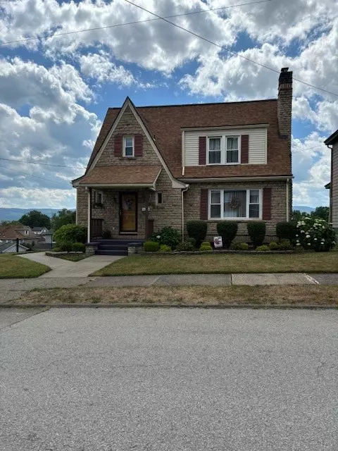 88 Oakland Ave, Uniontown, PA 15401