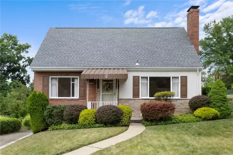 272 Oaklyn, Bethel Park, PA 15102
