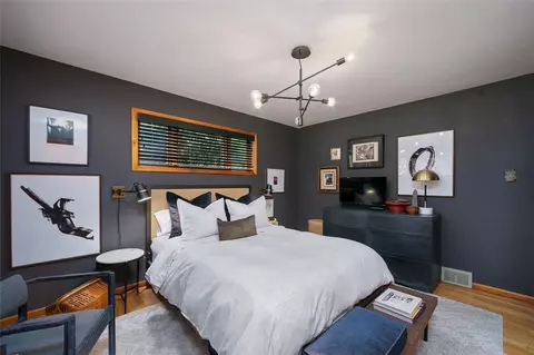 Bedroom - 2963 Sunset Cir, Export, PA 15632 photo 3 of 5
