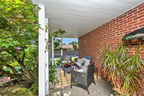Exterior - 2963 Sunset Cir, Export, PA 15632 photo 7 of 15