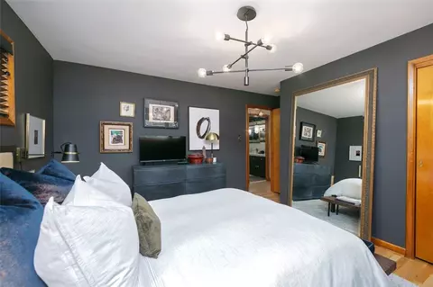 Bedroom - 2963 Sunset Cir, Export, PA 15632 photo 2 of 5