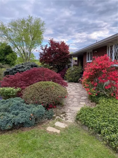 Exterior - 2963 Sunset Cir, Export, PA 15632 photo 11 of 15