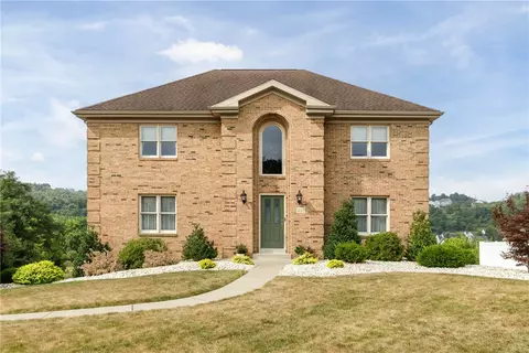 421 Independence Blvd, Washington, PA 15301