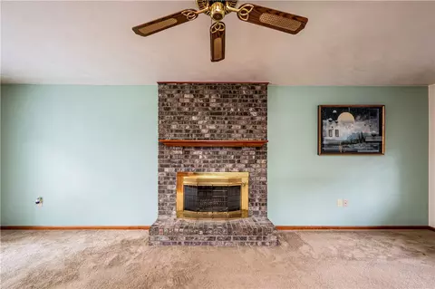 Living - 203 Rizzi Dr, Irwin, PA 15642 photo 3 of 8
