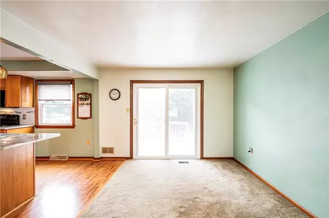 Living - 203 Rizzi Dr, Irwin, PA 15642 photo 5 of 8