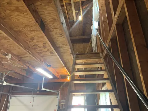Entry Way - 312 Saltwork, Elderton, PA 15736 photo 1 of 3