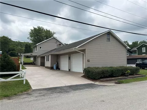 504 Ferguson Rd, Dunbar, PA 15431