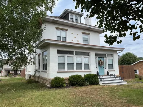 555 E Walnut, Waynesburg, PA 15370