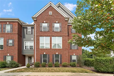 896 Elmhurst Way, Sewickley, PA 15143