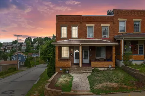 901 Deely St, Pittsburgh, PA 15217