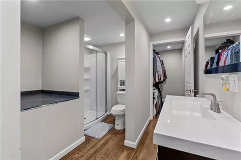 Bath - 178 7th Ave, New Eagle, PA 15067 photo 5 of 6