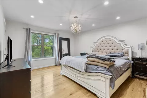 Bedroom - 178 7th Ave, New Eagle, PA 15067 photo 4 of 5