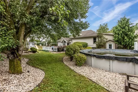 Exterior - 178 7th Ave, New Eagle, PA 15067 photo 6 of 7