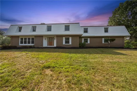 185 Reed Rd, Avella, PA 15312