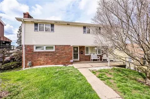 805 Lewis Ave, Jeannette, PA 15644