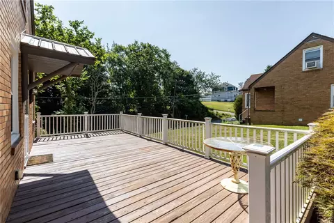1040 Eckert Rd, Monaca, PA 15061 photo 21