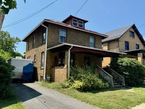 246 N 5th St, Indiana, PA 15701