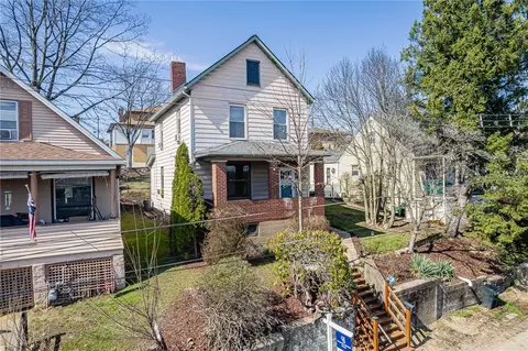 202 Broadway St Ext, North Versailles, PA 15137