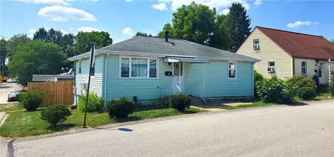 1117 Burns St, Latrobe, PA 15650