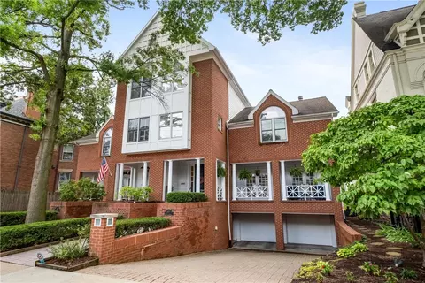810 Saint James St, Pittsburgh, PA 15232