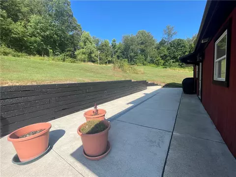 489 Jack Rd, Vandergrift, PA 15690 photo 10