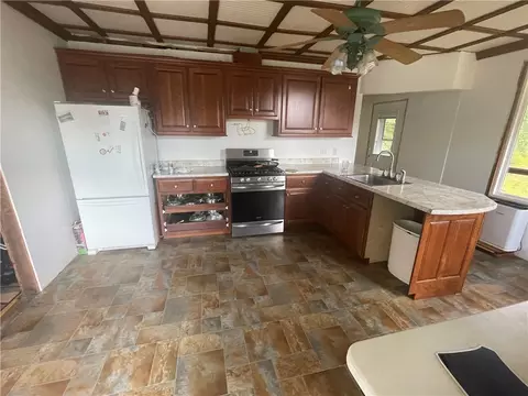 489 Jack Rd, Vandergrift, PA 15690 photo 19