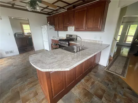 489 Jack Rd, Vandergrift, PA 15690 photo 20