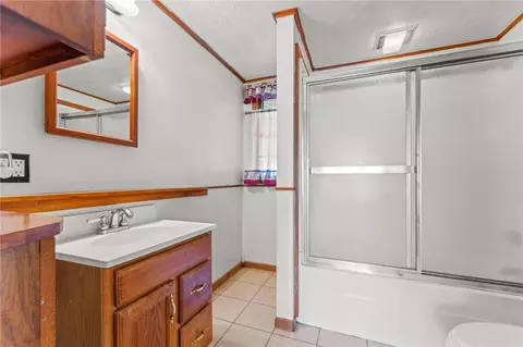 815 Maple Ave, New Eagle, PA 15067 photo 23