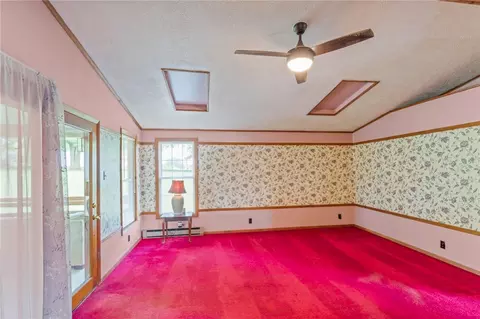 815 Maple Ave, New Eagle, PA 15067 photo 15