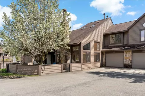 M1 Sunridge Road, Champion, PA 15622