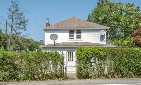 8256 Aber Rd, Verona, PA 15147