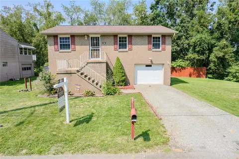 811 Maple Ave, North Versailles, PA 15137