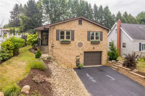7 Saint Johns Dr # A, Carnegie, PA 15106