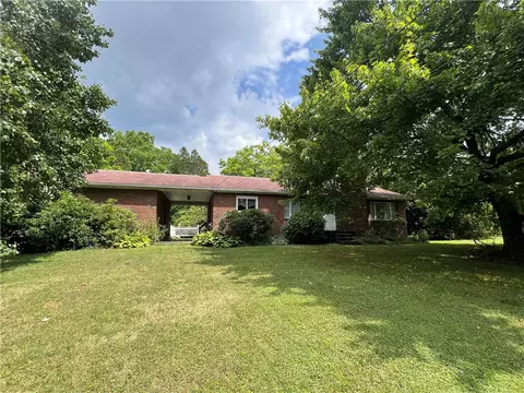 393 W Park Rd, Portersville, PA 16051