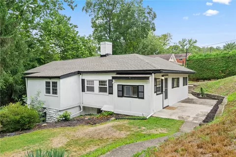 1726 Younger Ave, Pittsburgh, PA 15216