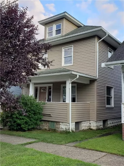 564 Locust St, Indiana, PA 15701
