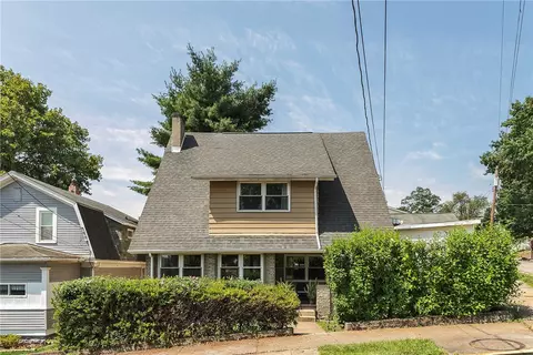 385 Moyhend St, Springdale, PA 15144