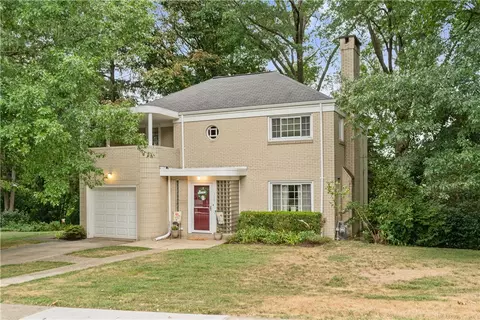 719 N 2nd St, Jeannette, PA 15644