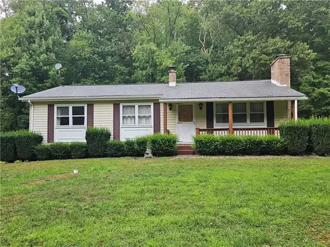 354 Thompson Rd, Chicora, PA 16025